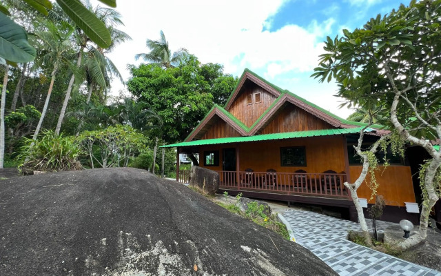 Tharathip Resort