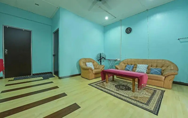 Au Homestay by Oyo Rooms