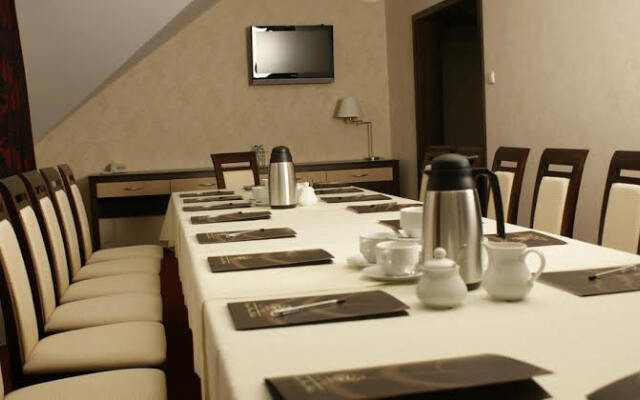 Hotel Cztery Pory Roku