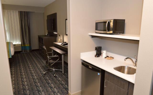 Best Western Plus Pasadena Inn and Suites