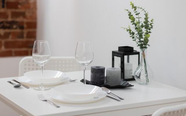 Beige Studio in City Center by Renters