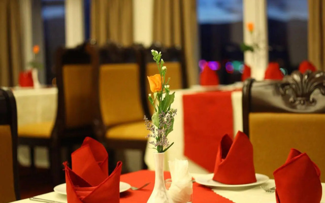 Orange Hotel