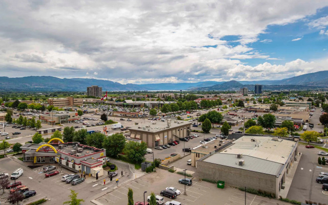 Sandman Hotel & Suites Kelowna