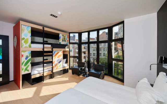 YOOMA Urban Lodge