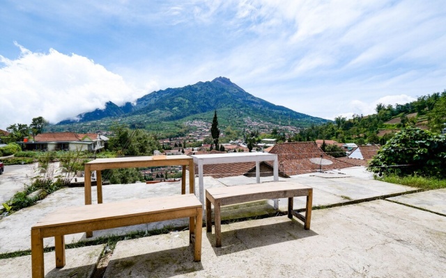 Pondok Merapi Cottage by OYO Rooms – Outside – Boyolali