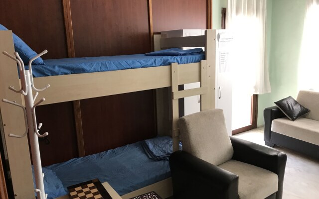 Adana Hostel