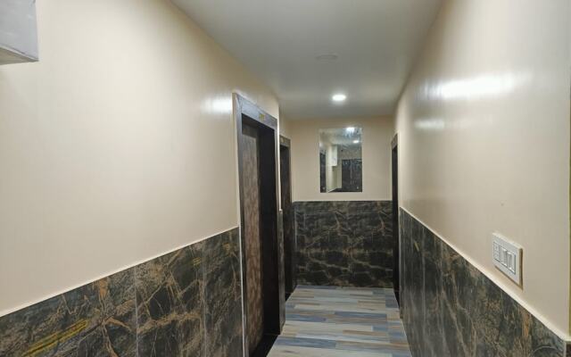 Goroomgo Santosh Inn Puri