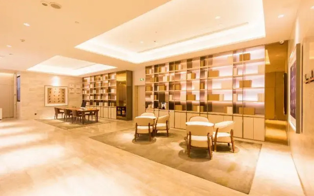Ji Hotel Chongqin Liangjiang Xingfu Plaza