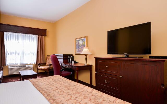 Best Western Plus Fredericton Hotel & Suites