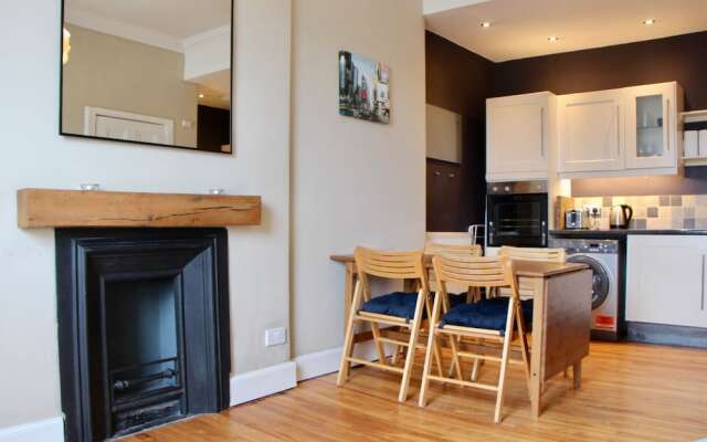 1 Bedroom Flat in Popular Central Location