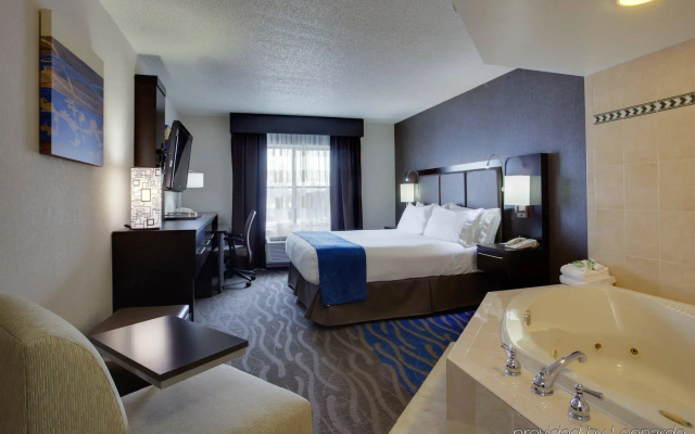 Holiday Inn Express Hotel & Suites Meadowlands Area by IHG