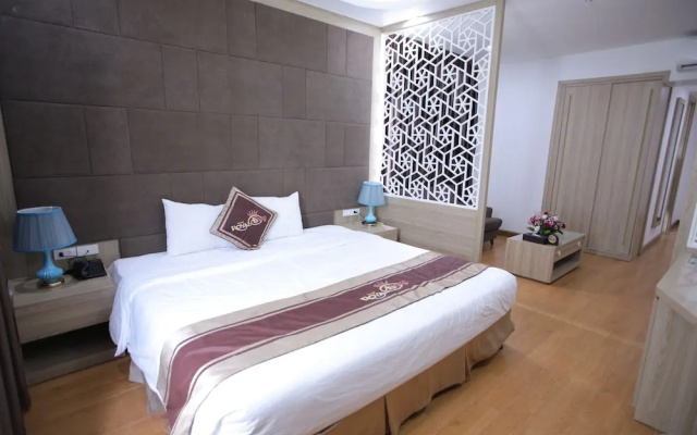 Royal Huy Tam Dao