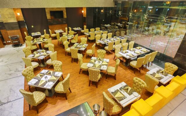 Ranjee's Hotel