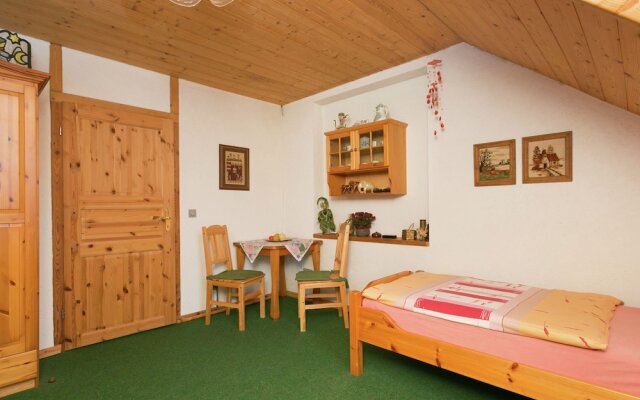Warm Apartment In Bombogen With Private Parking