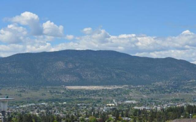 Rowena's Retreat