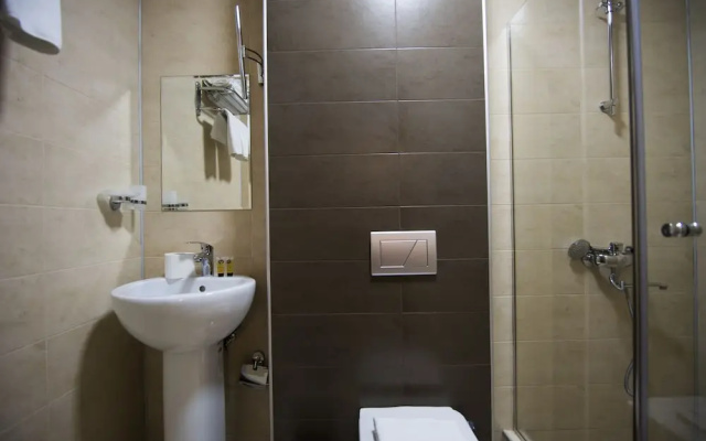 Отель Grand Hotel Luna