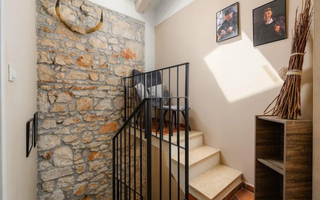 Warm Holiday Home With Terrace