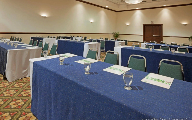 Holiday Inn San Salvador by IHG