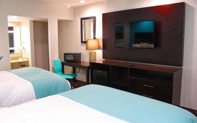 Monterey Inn