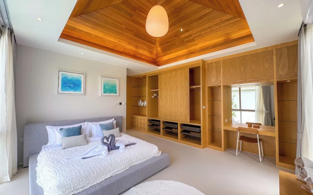 Luxury 3BR Pool Villa PrideLux 4 L10