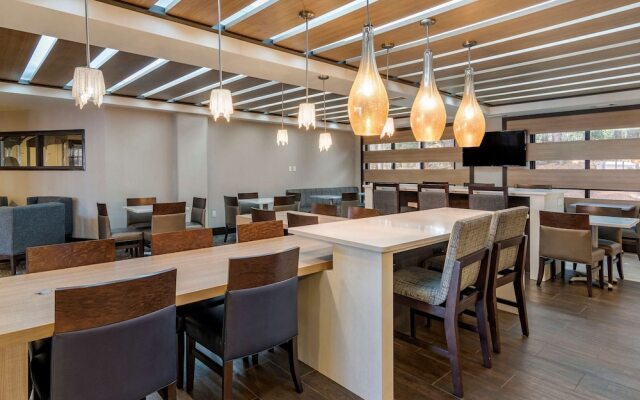 Wingate By Wyndham - Alpharetta