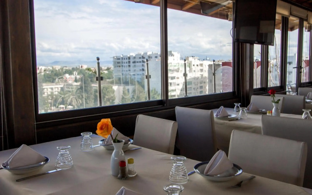 Hotel Zahrat Al Jabal