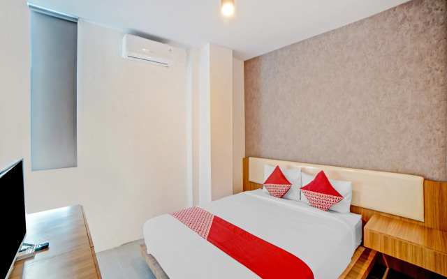 Super OYO 90559 Gamacity Residence