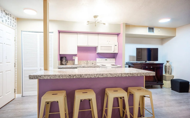 Stay Together Suites 1BD1BA Apartment