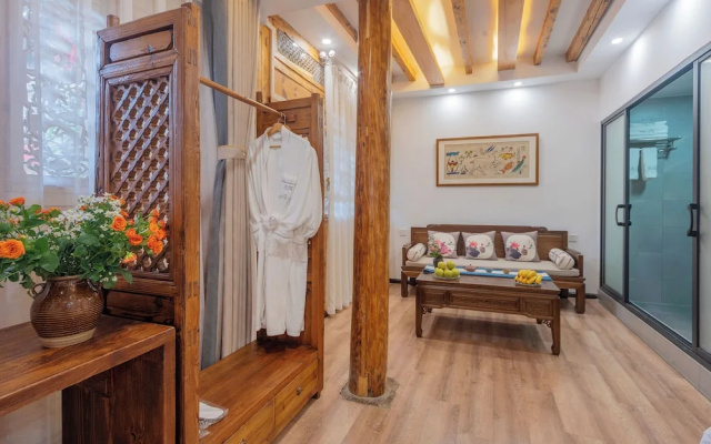 Yiyuan Snow Mountain View Historical Naxi House - Lijiang Old Town Mufu branch – Guest Rooms – Lijiang
