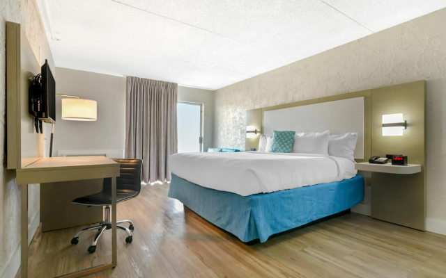 Inn on Destin Harbor, an Ascend Collection Hotel