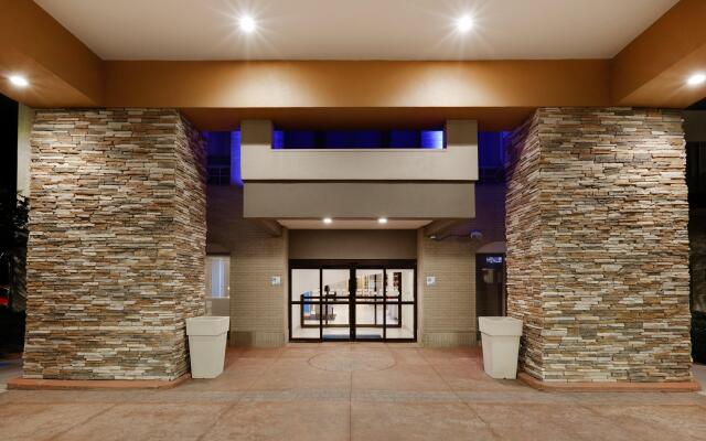 Holiday Inn Express Hotel & Suites Dallas - Duncanville, an IHG Hotel