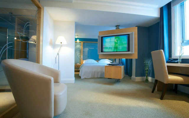 Cumberland Apartments