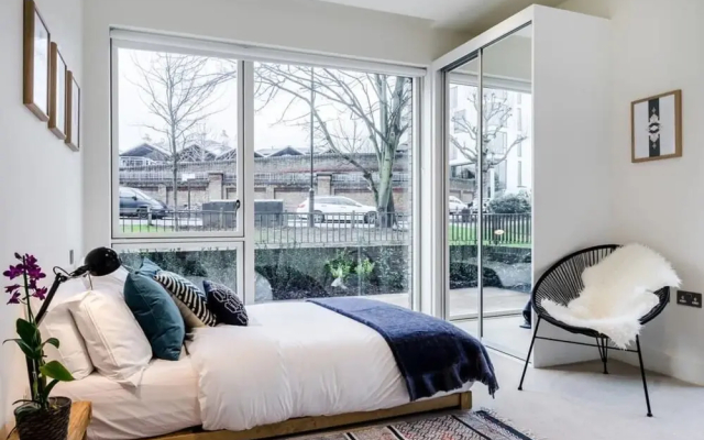 Chic 3 Bed 2 Bath in Kensal Green
