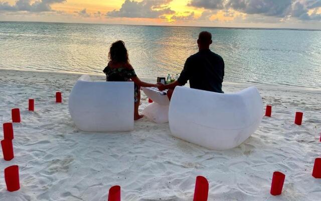 Thoddoo White Sand Inn