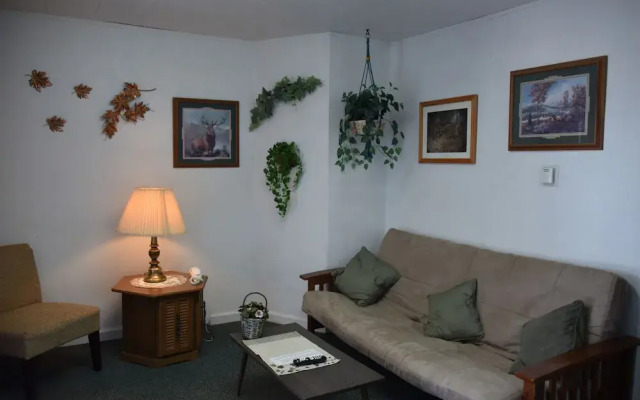 Royals Inn Motel