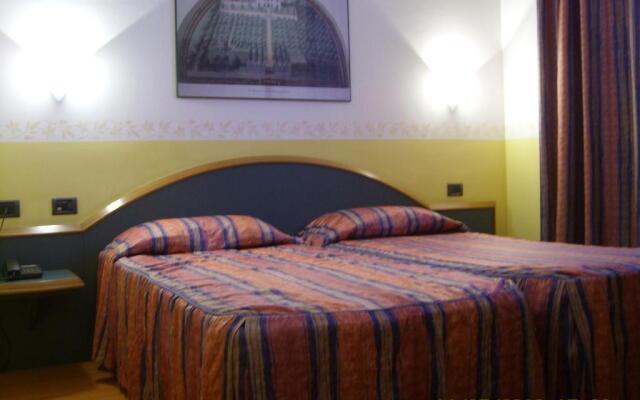 Hotel Alexander