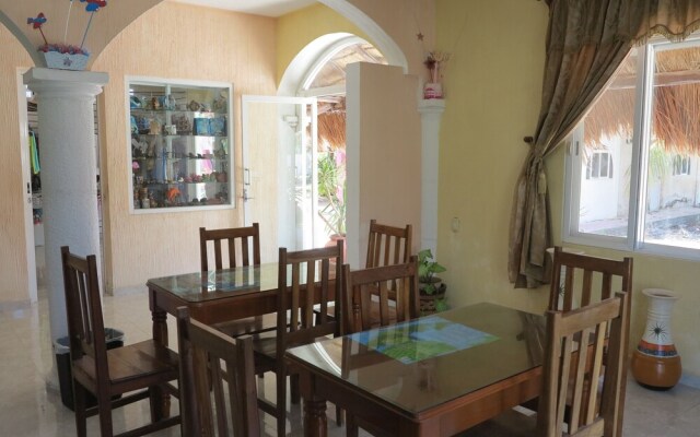 Holmar Hotel