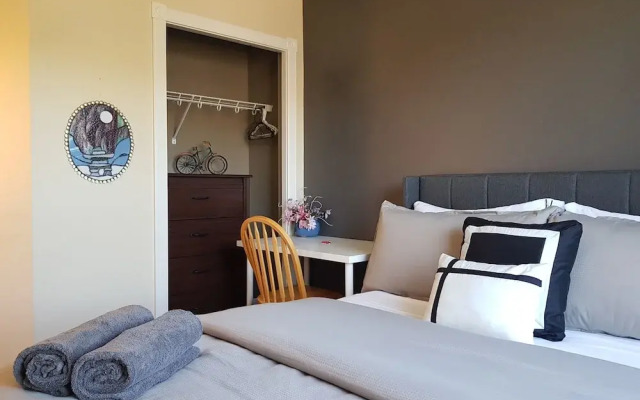 Tuscan Ridge Guesthouse Calgary West