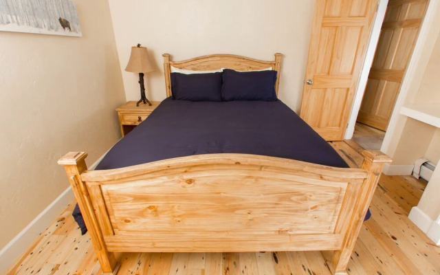 Sandstone Creek Getaway