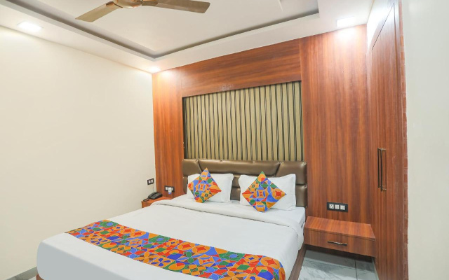 Fabhotel The Treenity House