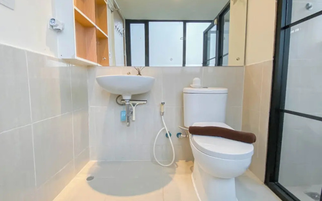 Spacious and Comfy Designed 2BR at Meikarta Apartment