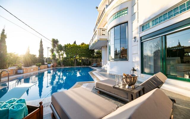 Vouliagmeni Athenian Riviera Villa
