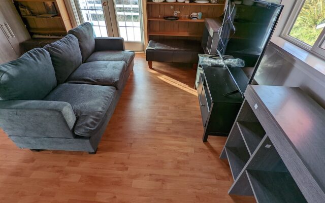 Cliff Haven on the Bay