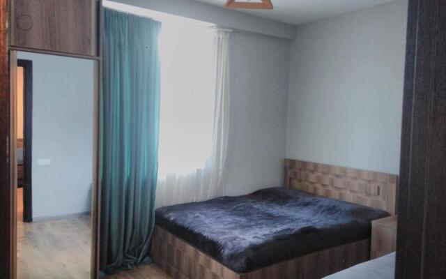 16/114 Aghmashenebli Street