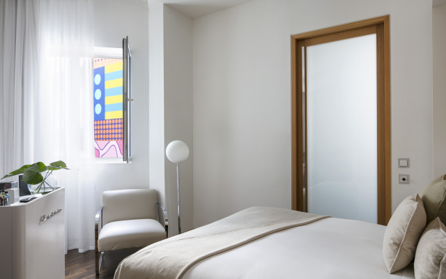 ME Madrid Reina Victoria