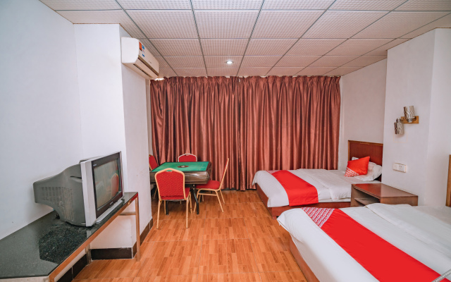 OYO Zhongshan Dali Hotel (Xingzhong Plaza)