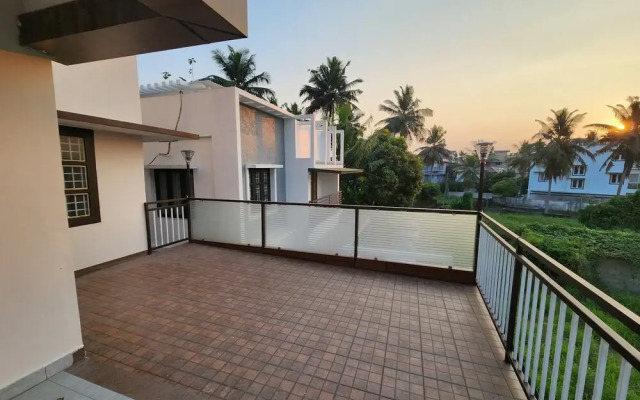 Riverscape Tranquil Serviced Apartments