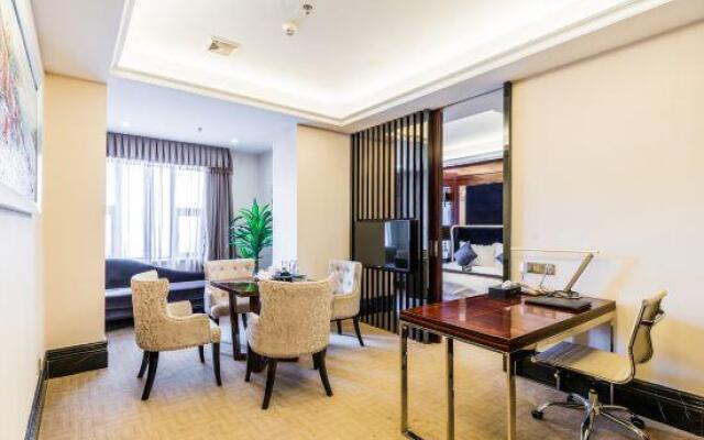 Phoenix Hotel