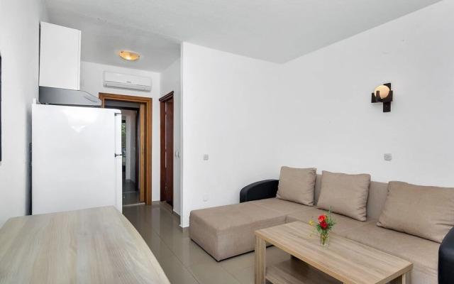 Nikola - 5 m From Beach - AC