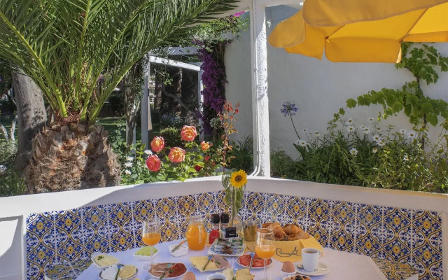 Quinta Paraiso da Mia 2-bedr Apartment in Luz